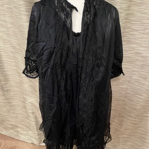 COPY - Vintage Vanity Fair Slip & Robe Size Small
